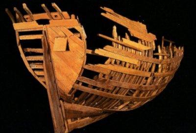 Model of the Red Bay shipwreck (photo: Parks Canada)